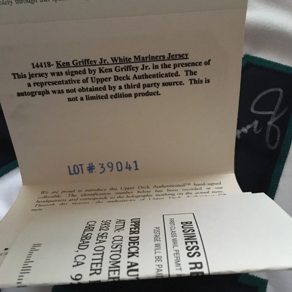 Signed Seattle mariners ken Griffey Junior jersey. Authenticated by upper deck. - Picture 7 of 7